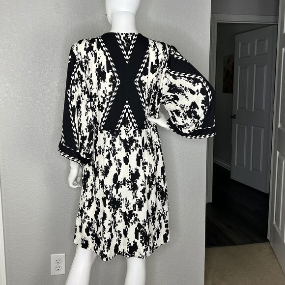 Cabi Size M X Factor Dress Black Ivory Floral Print #6369 Missing Belt - Picture 5 of 9